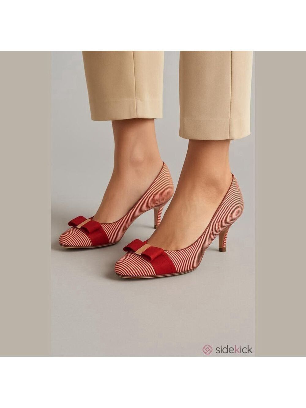 Salvatore Ferragamo Vara Bow Pumps Size 5 Leather Heels w Dust Bag